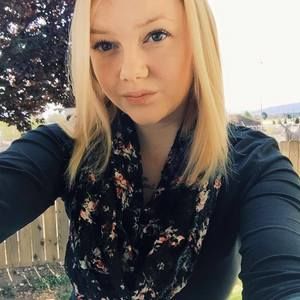 Meet your Posher, Hali